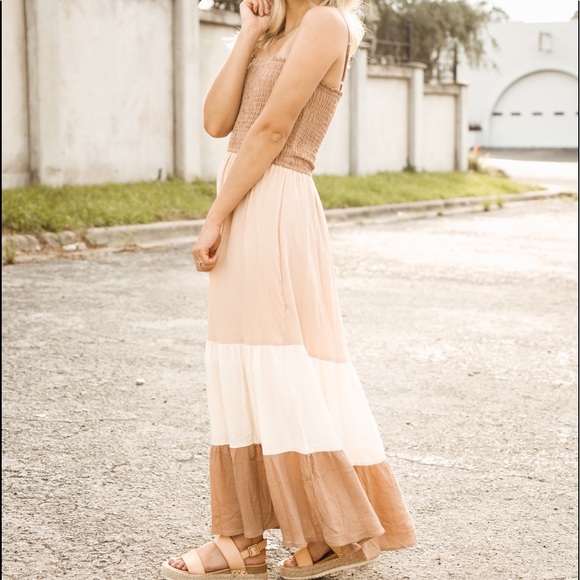 Color block dress - Picture 4 of 8